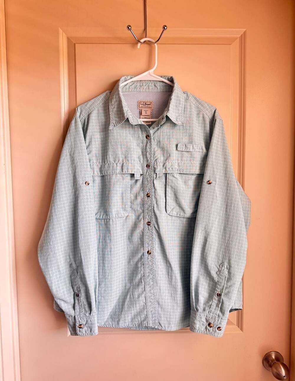 LL Bean Womens XL Regular Light Blue Plaid Long Sleeve Technical Fishing Shirt